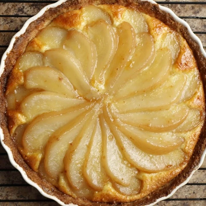 Tart Almond Pear | 8 inch