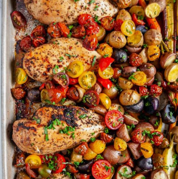 Rustic Bruschetta Chicken Bake | Ready to Reheat | 4 pax 🍅🍗