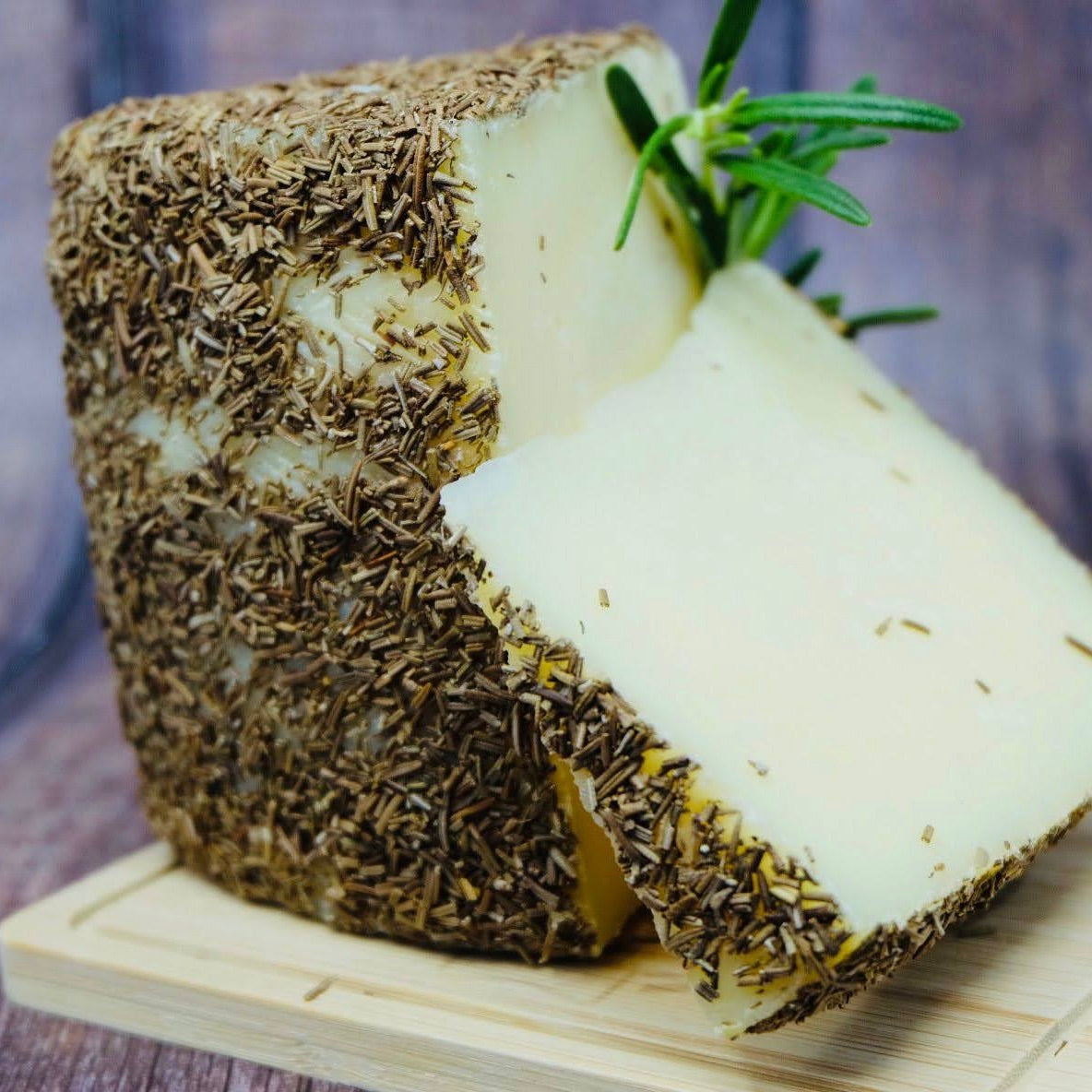 Manchego Queso Pure Sheep Milk with Rosemary | 200g