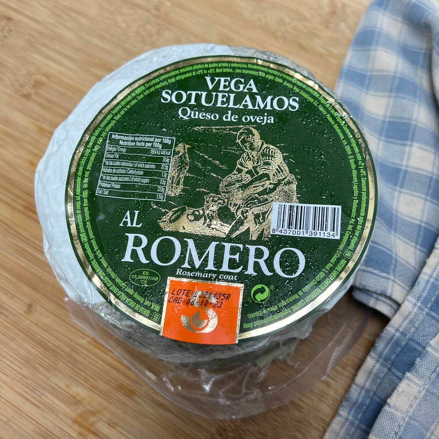 Romero with Rosemary Goat Cheese Whole | 1kg